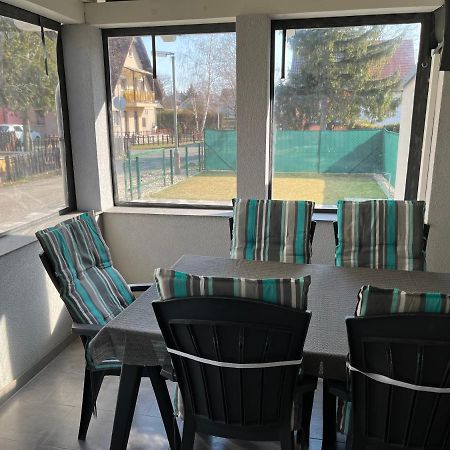 Komo Apartment Bük Екстериор снимка