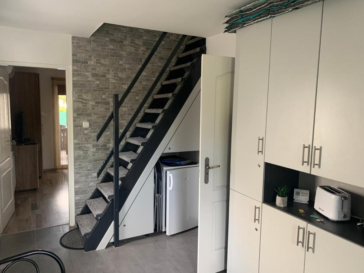 Komo Apartment Bük Екстериор снимка