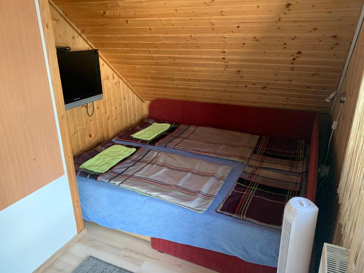 Komo Apartment Bük Екстериор снимка