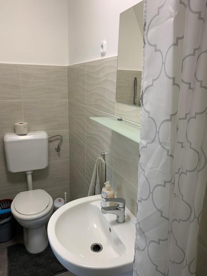 Komo Apartment Bük Екстериор снимка