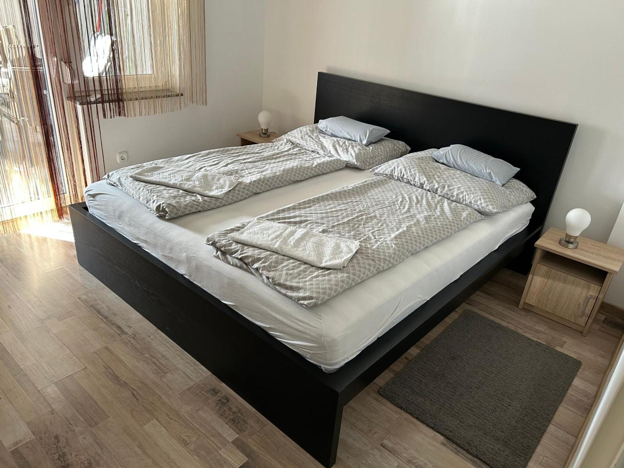 Komo Apartment Bük Екстериор снимка
