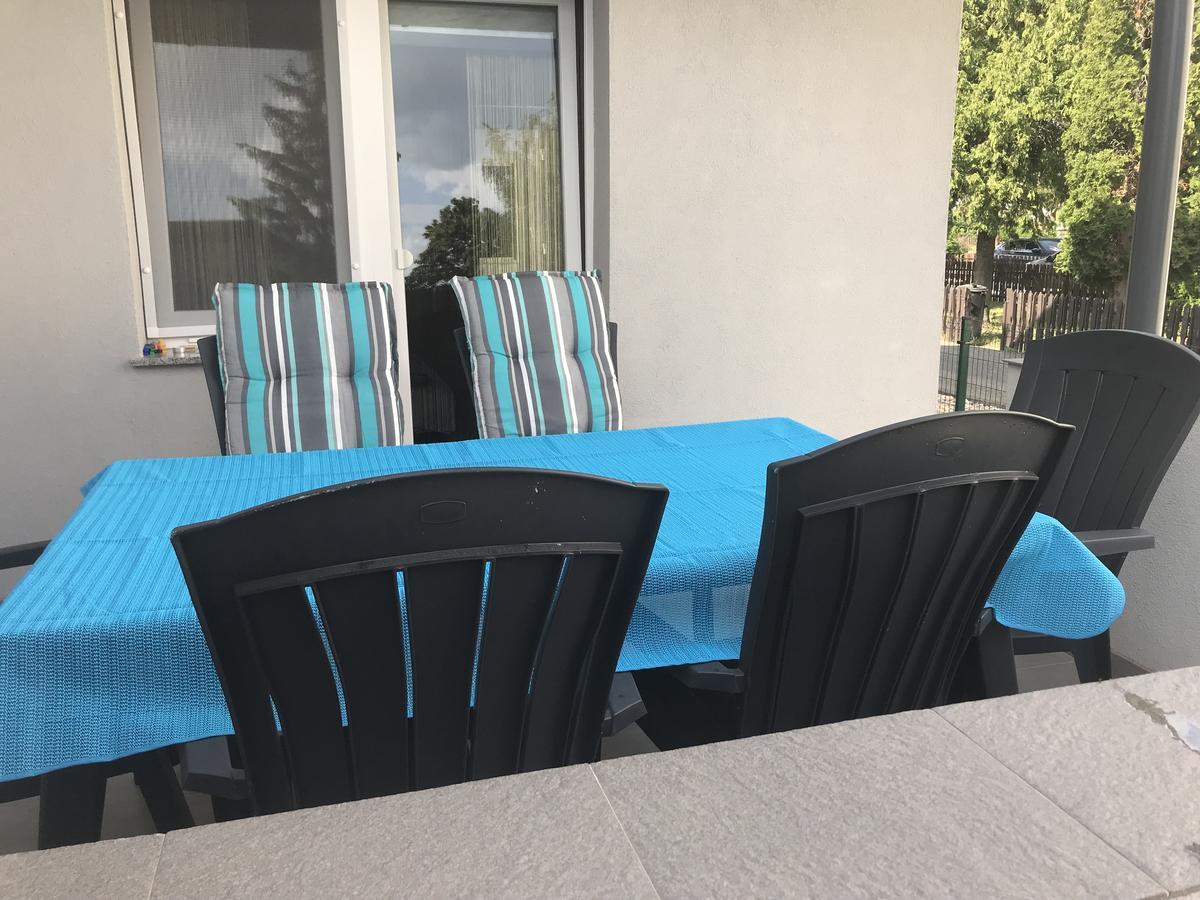 Komo Apartment Bük Екстериор снимка